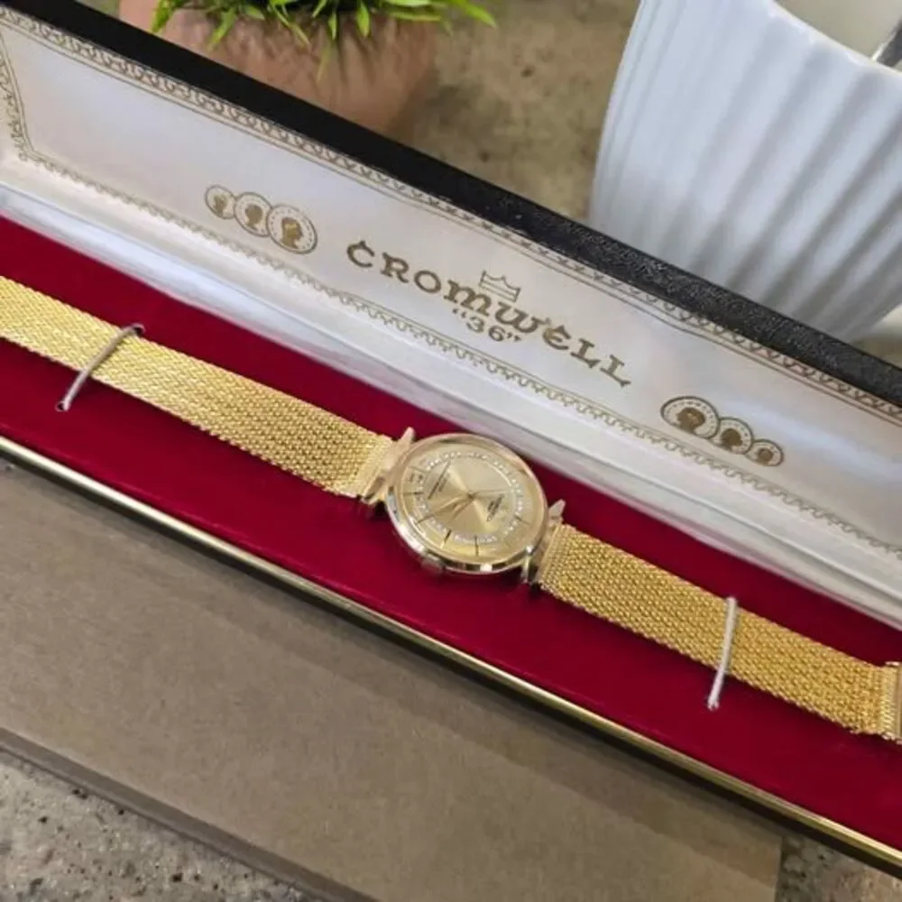 Vintage Cromwell 